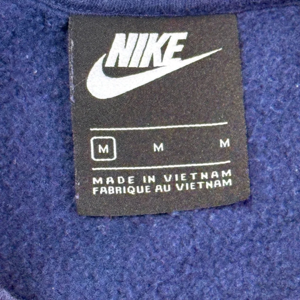 Nike Eagles Crewneck Sweatshirt Mens Medium Blue‎ Yellow Swoosh Pullover